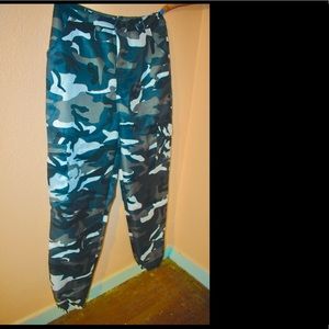 Women’s Military Cargo Pants 🐮🦓
